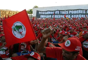 Invasões de terra no Brasil aumentam 150% no “Abril Vermelho”